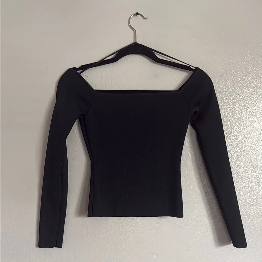 RIB-KNIT OFF-THE-SHOULDER TOP - Picture 4 of 4